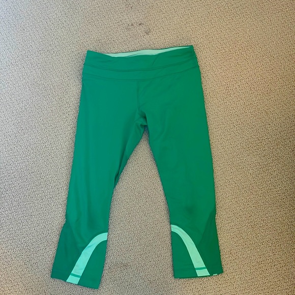 lululemon athletica Pants - Lululemon Align Cropped Tight Size 8